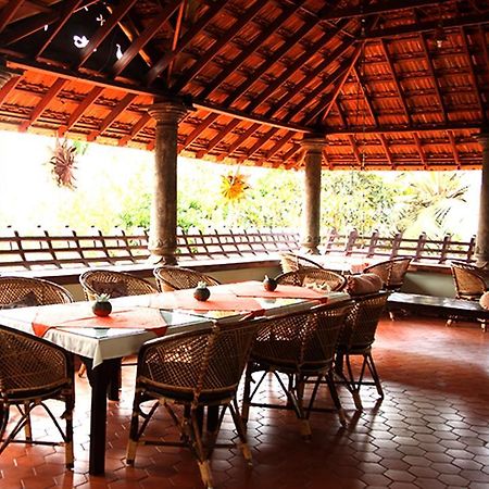 Amrutham Ayurvedic Village Resort Ковалам Экстерьер фото