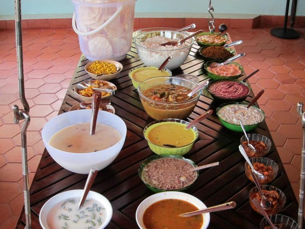 Amrutham Ayurvedic Village Resort Ковалам Экстерьер фото